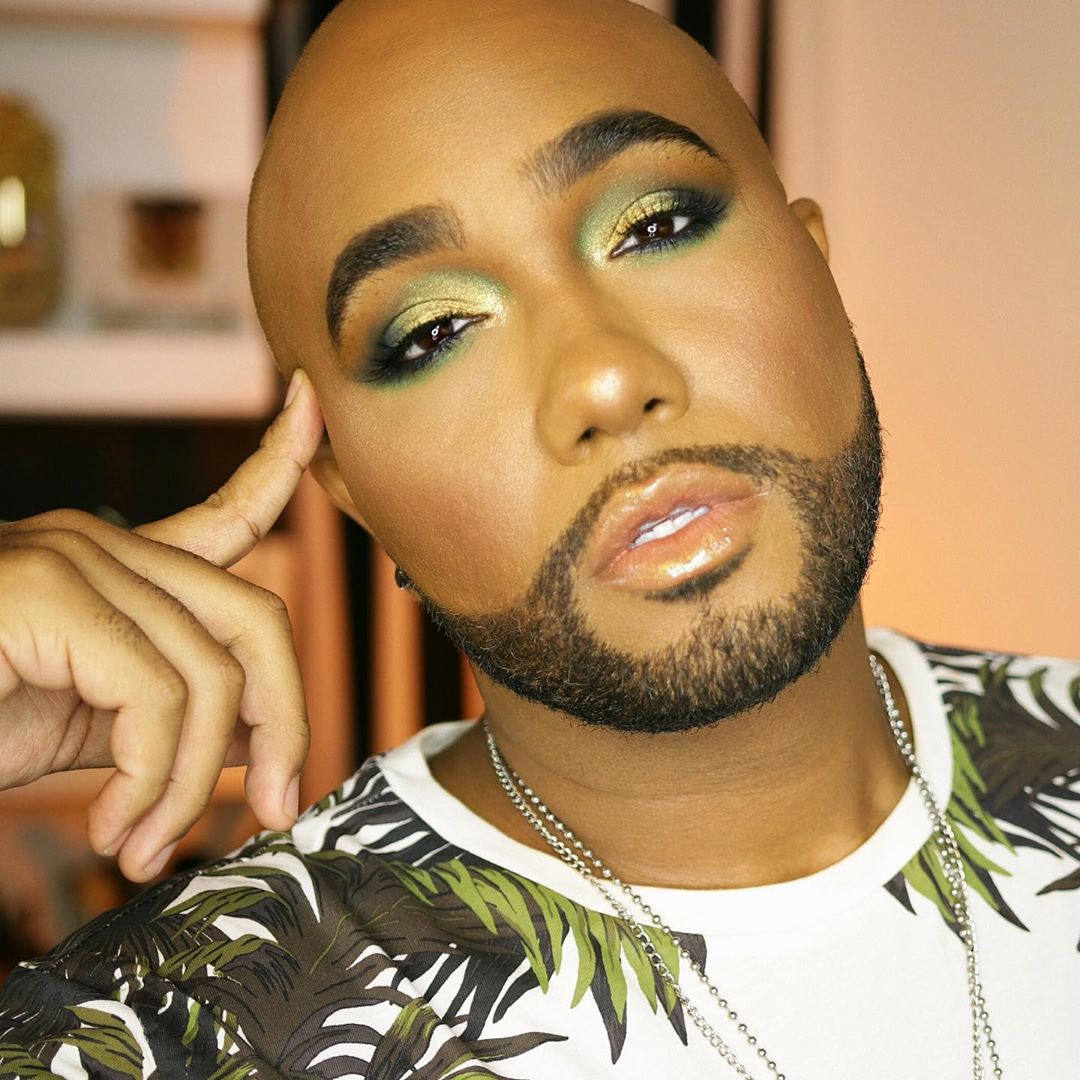 Fab Boy Fall Green Makeup Look