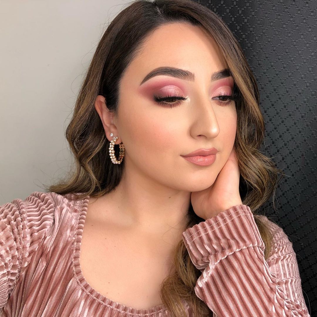 Soft Mauve Valentines Day Makeup Look