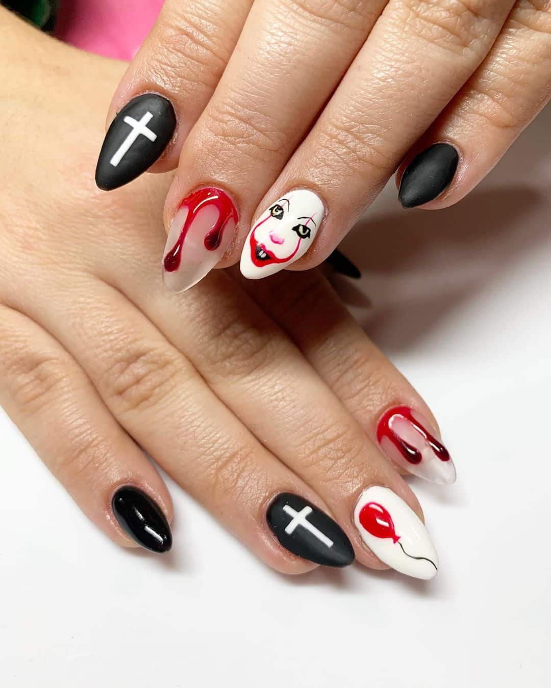 Clowns and Gore Halloween Nail Art Design