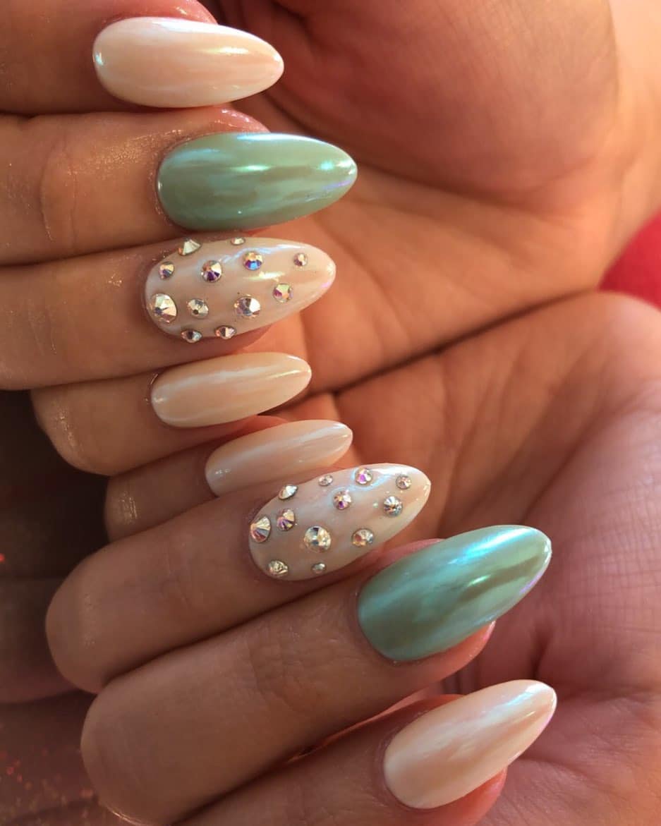 Diamonds and Mint Winter Nail Art Idea