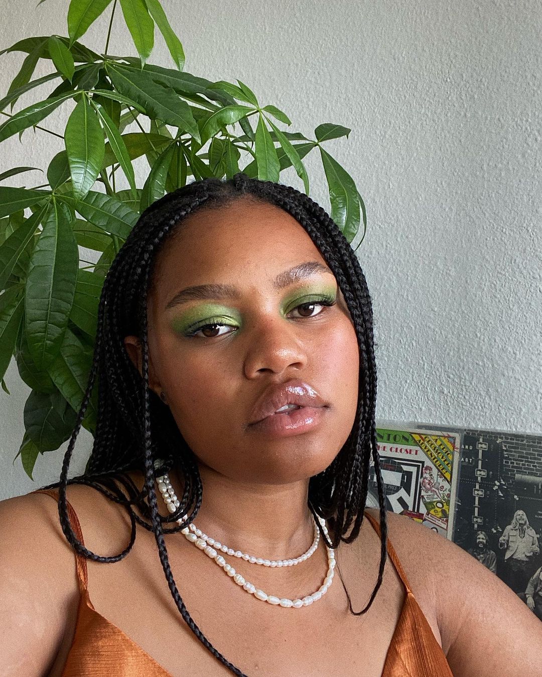 One Color Lime Green Eyeshadow Look