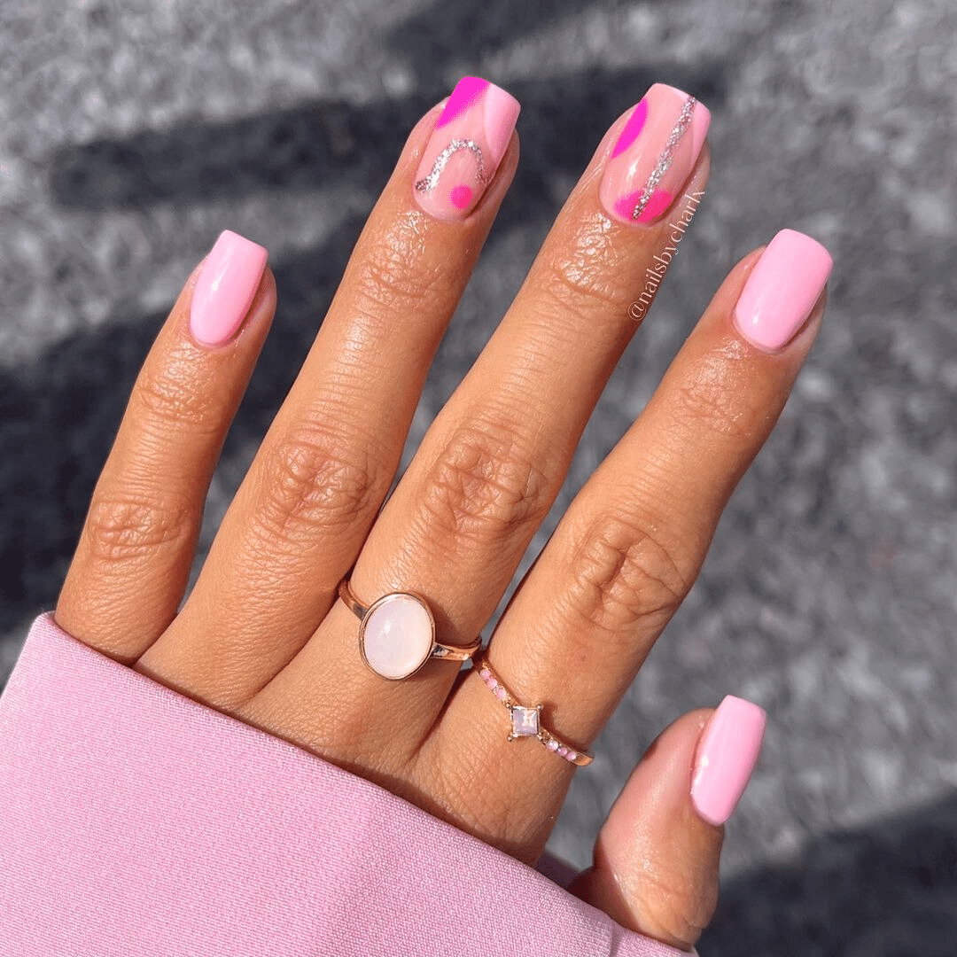 Mid Century Pink Summer Nail Look